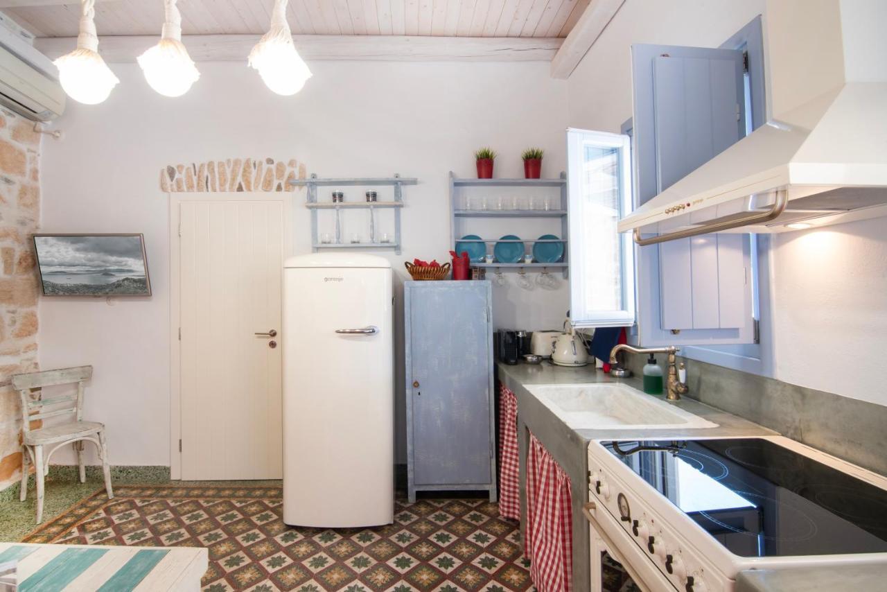 Terra E Sole Spa Suite Aegina Vathí المظهر الخارجي الصورة